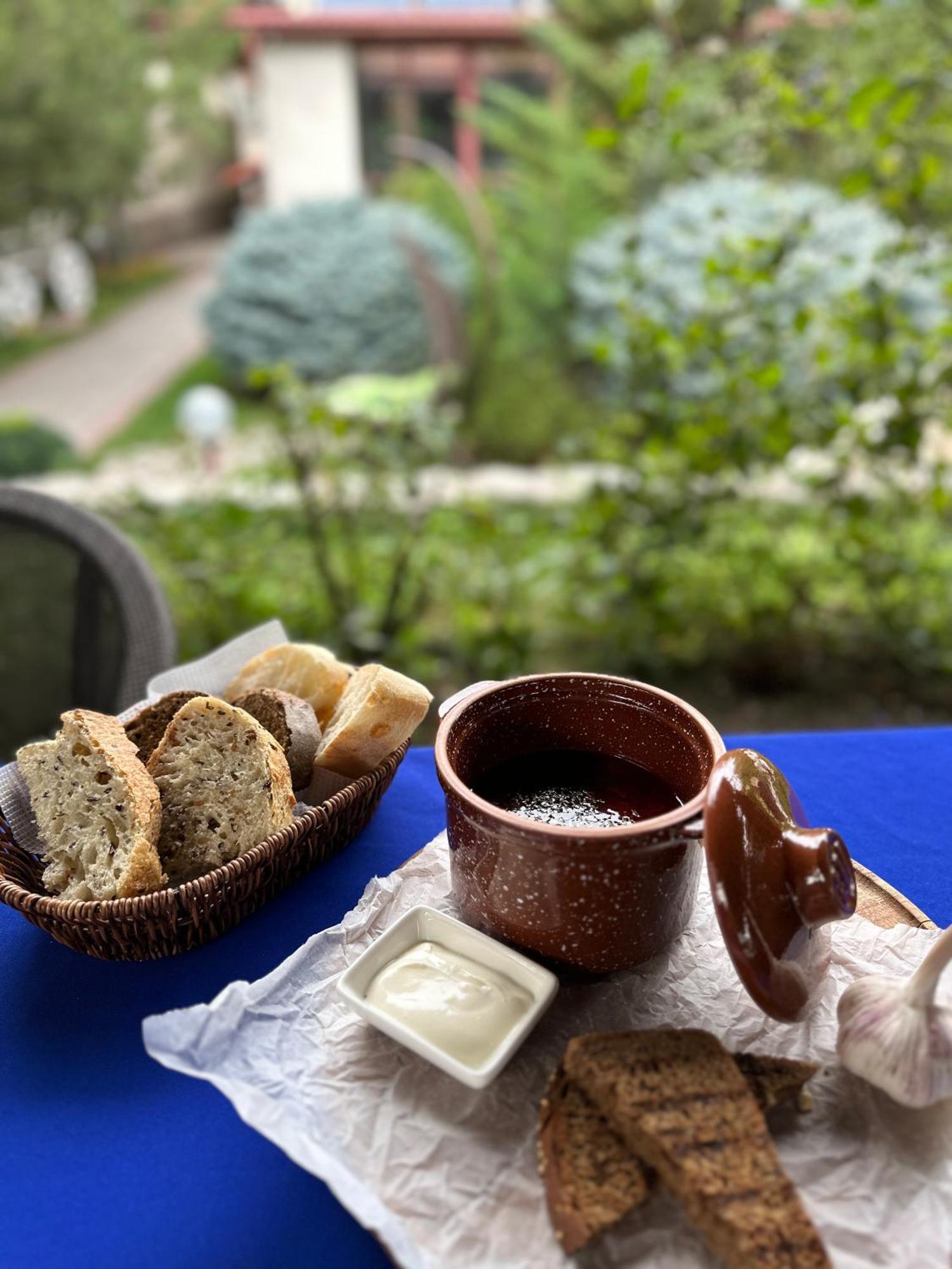Baikhan 호텔 비슈케크 외부 사진
